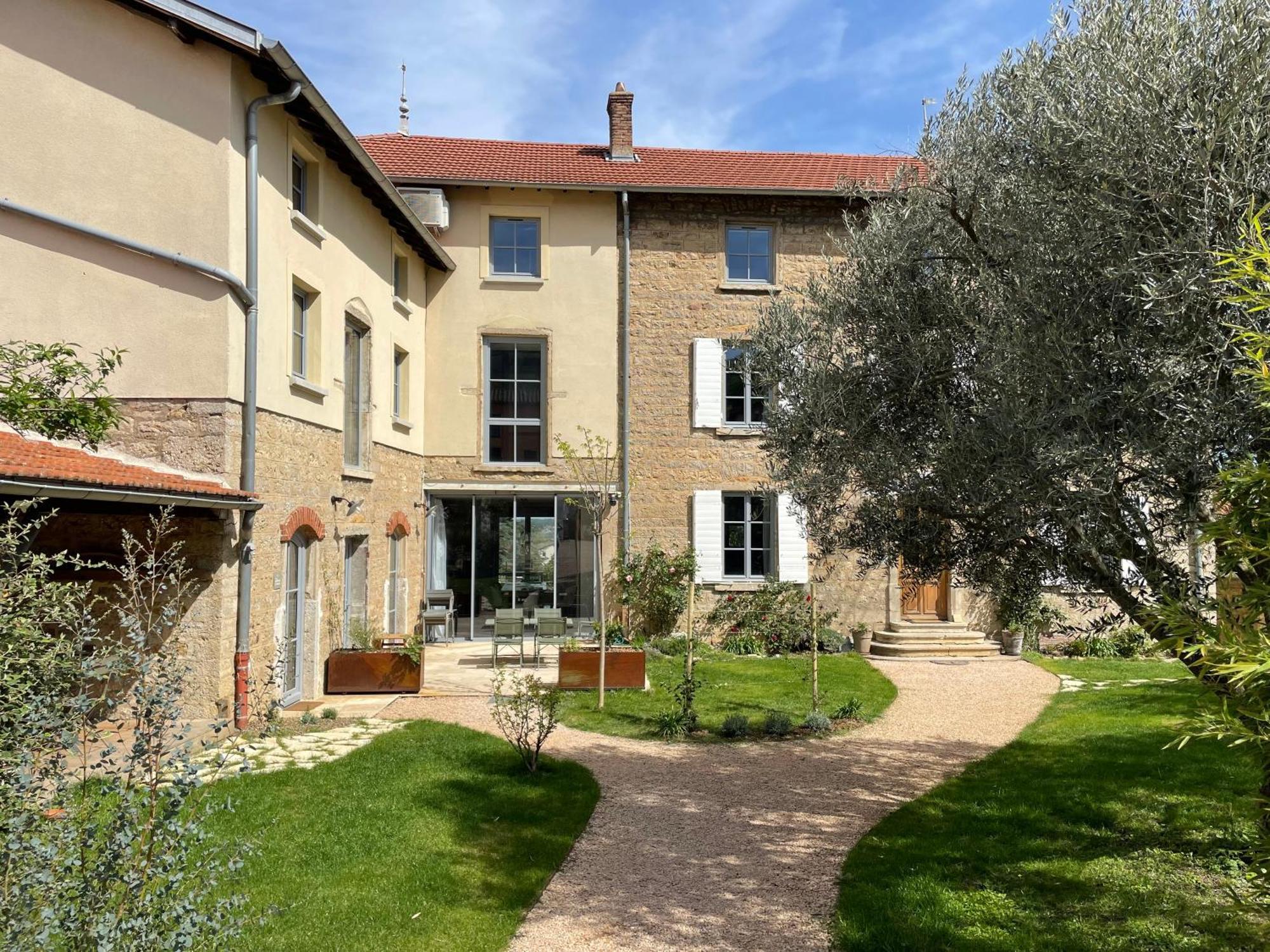 La Maison Des Monts D'Or Saint-Germain-au-Mont-d'Or Bagian luar foto